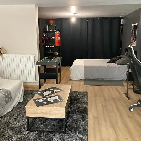 Maison Ligne Droite Des Hunaudieres-circuit 24h Du Mans *